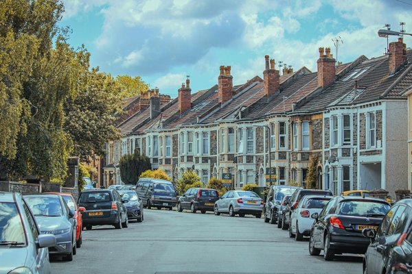How to Optimize Rental Yields in High-Demand UK Urban Areas?